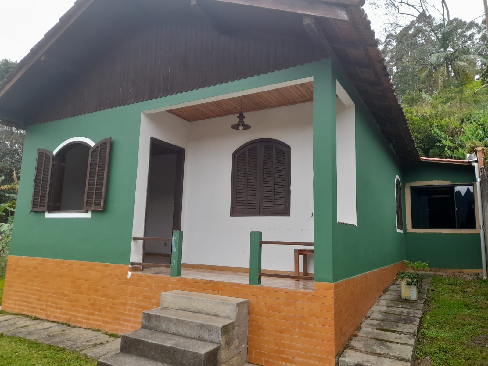 Ótima Casa no Centro de Lumiar. Código: ALA83