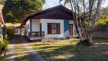 Maravilhosa Casa Próximo ao Centro de Lumiar. Código: ALA31