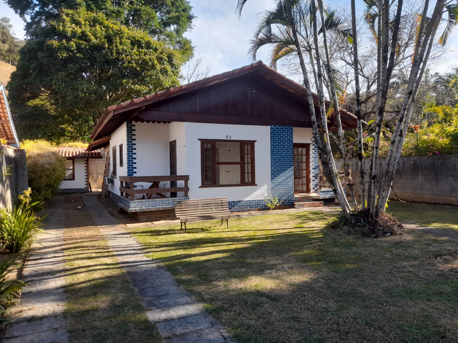 Maravilhosa Casa Próximo ao Centro de Lumiar. Código: ALA31